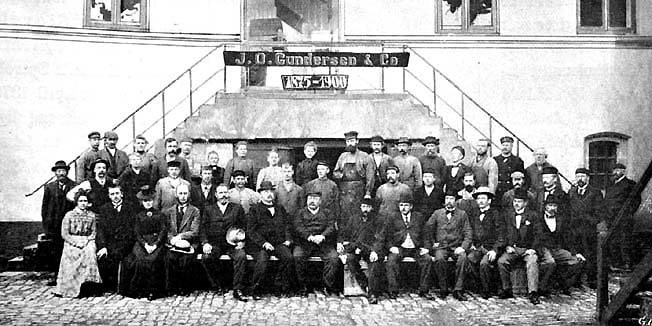 J. O. Gundersen og Co ansatte i Forretning i Kristiansand Kvadraturen 1905