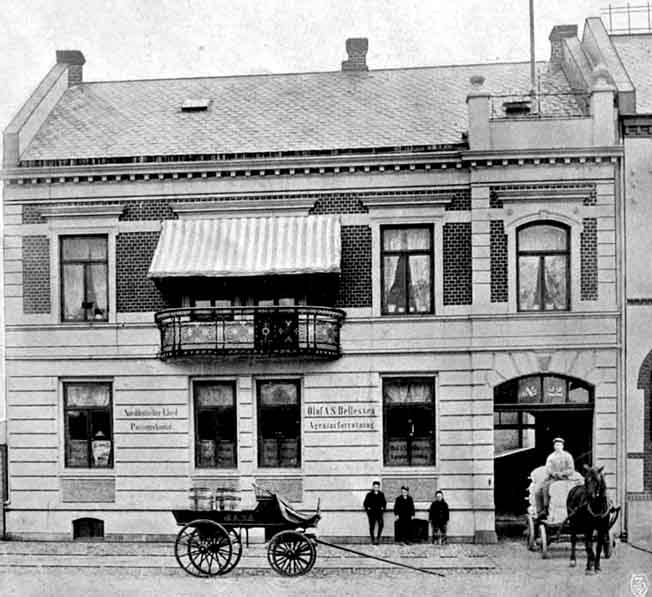Oluf. A. S. Bellesens Forretningsgaard i Kristiansand Kvadraturen 1905