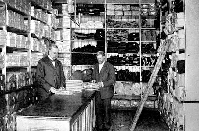 Tobias Siqueland Jernvarehandel i Toldbodgaden Forretning i Kristiansand Kvadraturen 1905