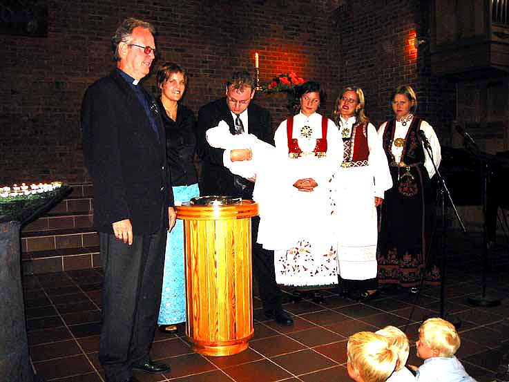 Kristiansand frikirke dåp