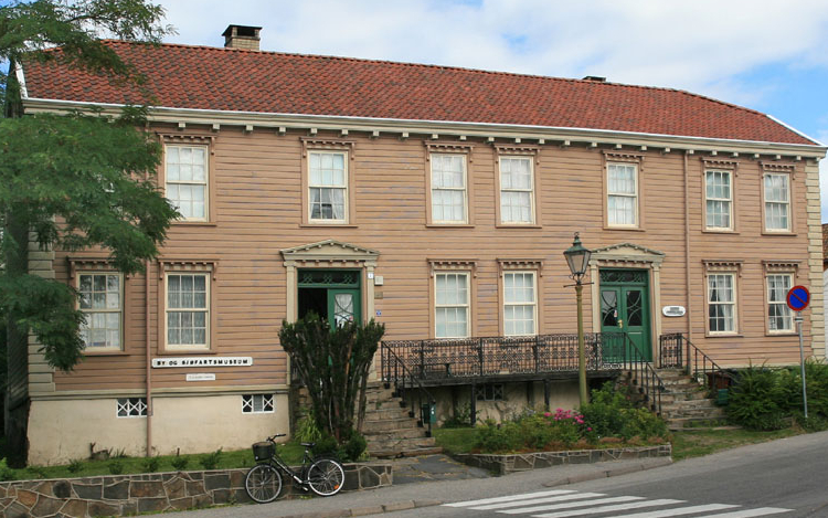 Lillesand museum hovedbygg
