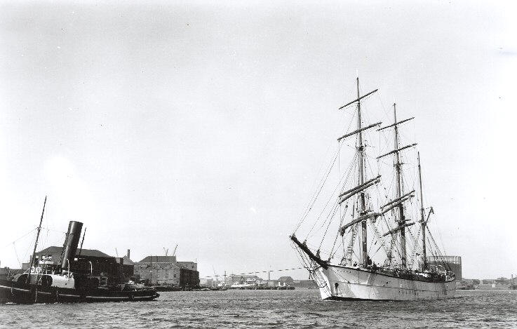 Tønnevolds rederi seilskip på Themsen 1925